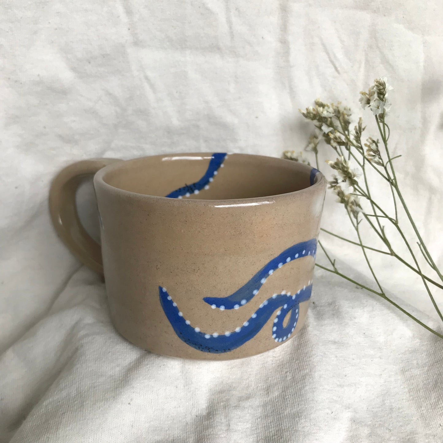 Octopus Mug in Cobalt Buff