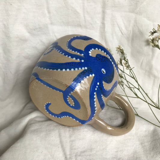 Octopus Mug in Cobalt Buff