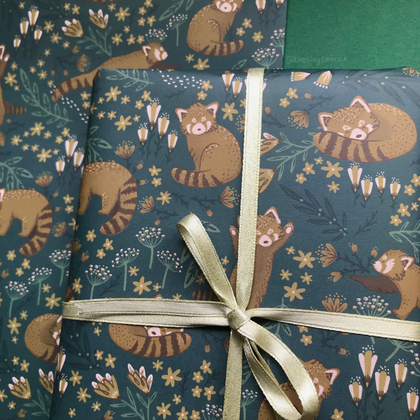 Red Panda Gift Wrap