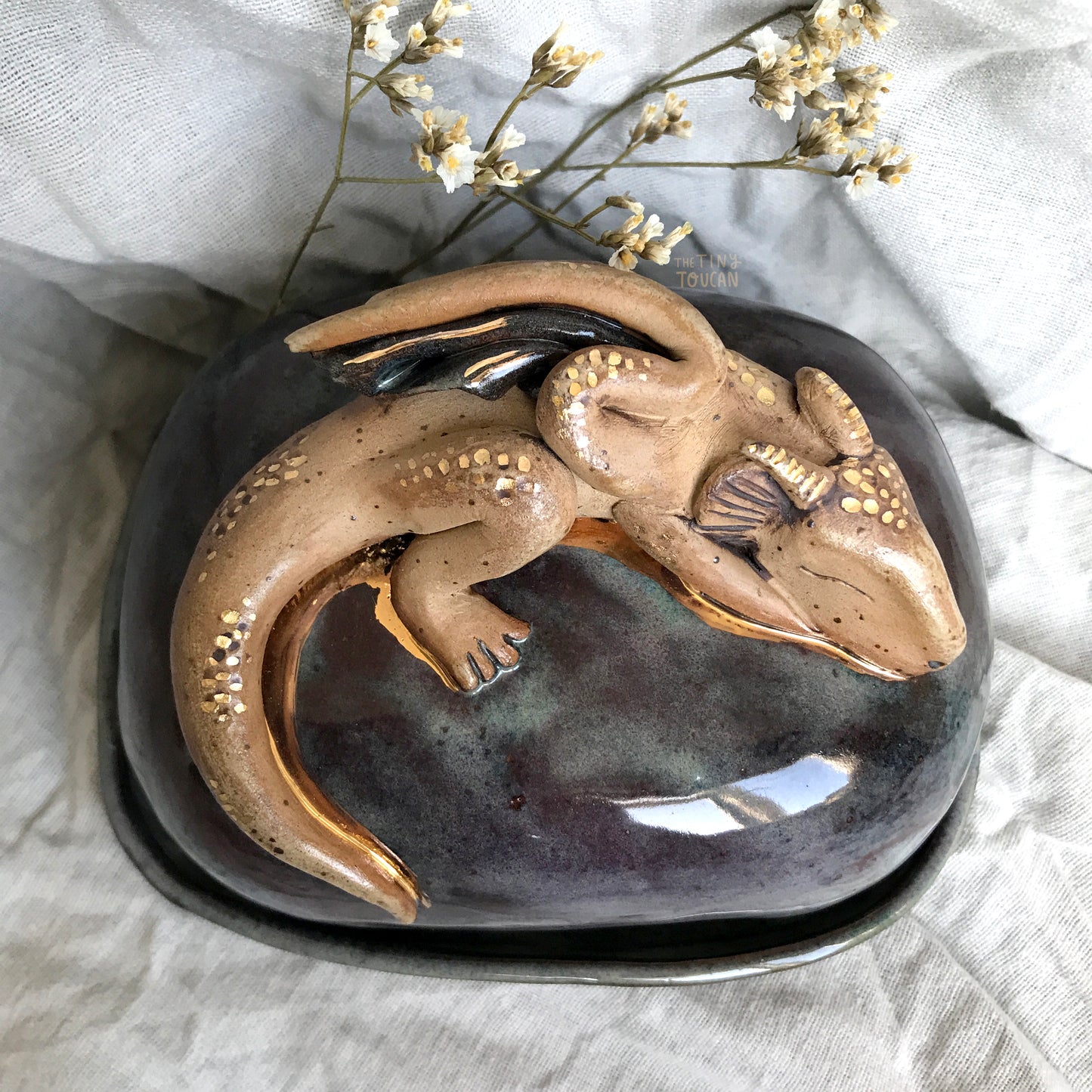 Sleepy Dragon Butter Dish in Midnight with 24k Gold