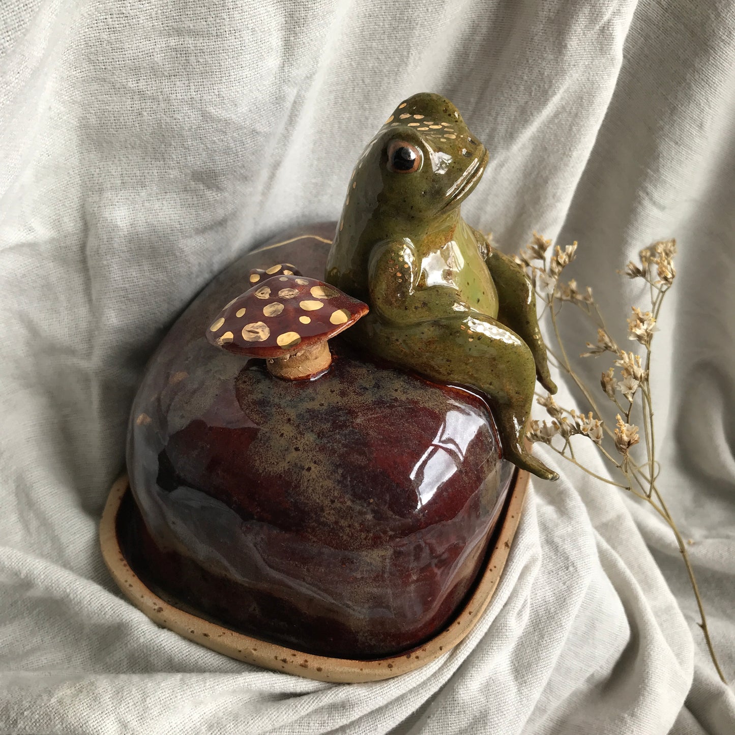 Frog and Snail Butter Dish
