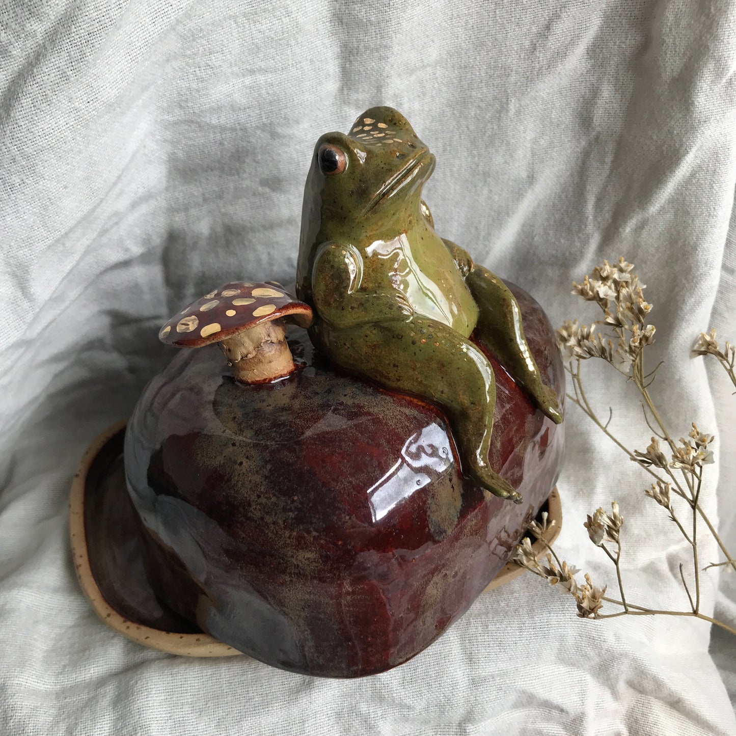 Frog and Snail Butter Dish