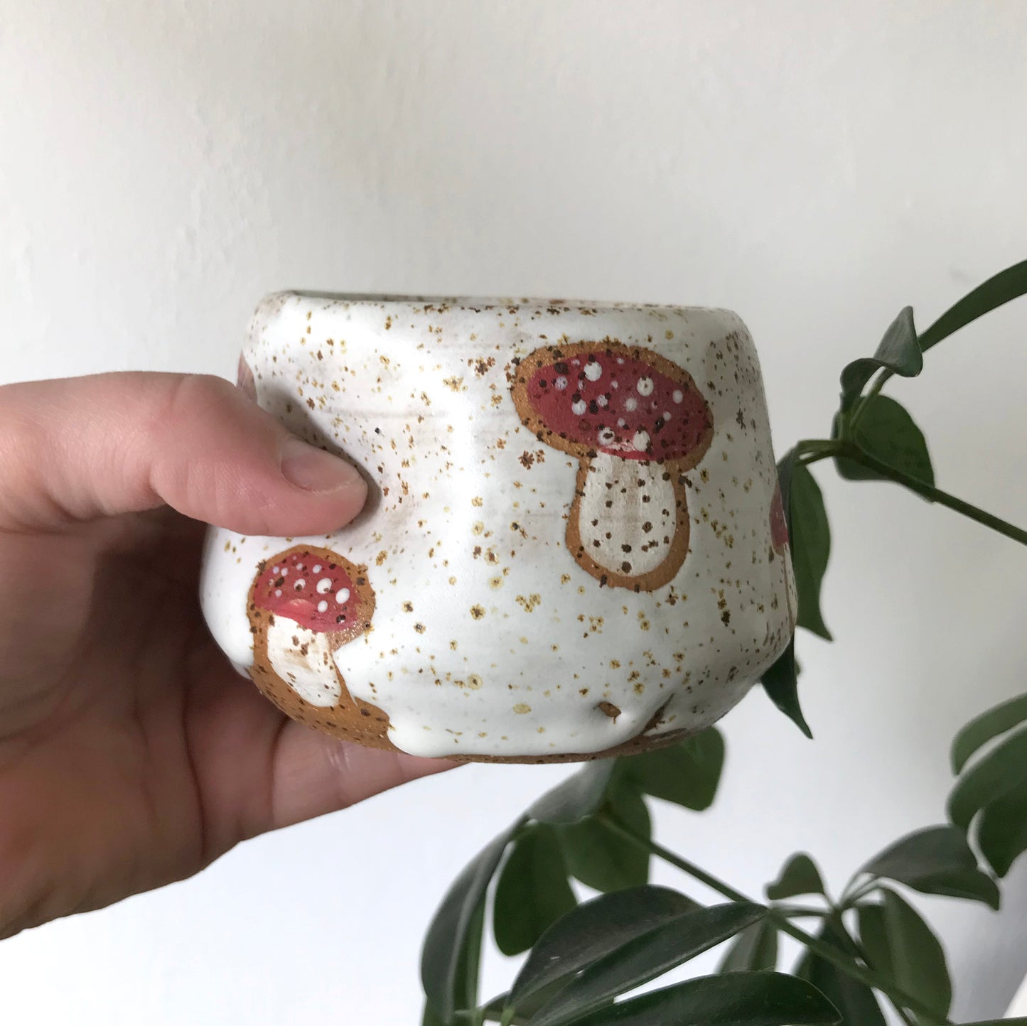 White Mushroom Dimple Mug Cup (SECOND, read description)