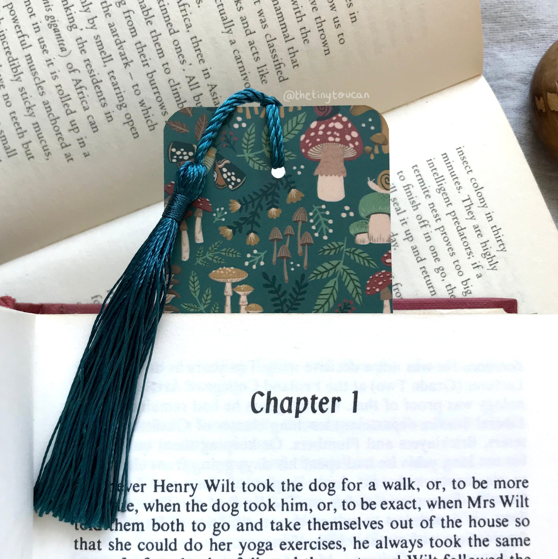 Mushies bookmark. Mushroom illustration- Fungi- With or without tassel- Kawaii bookmark- Book worm gift- Book lover-  Pretty Stationery