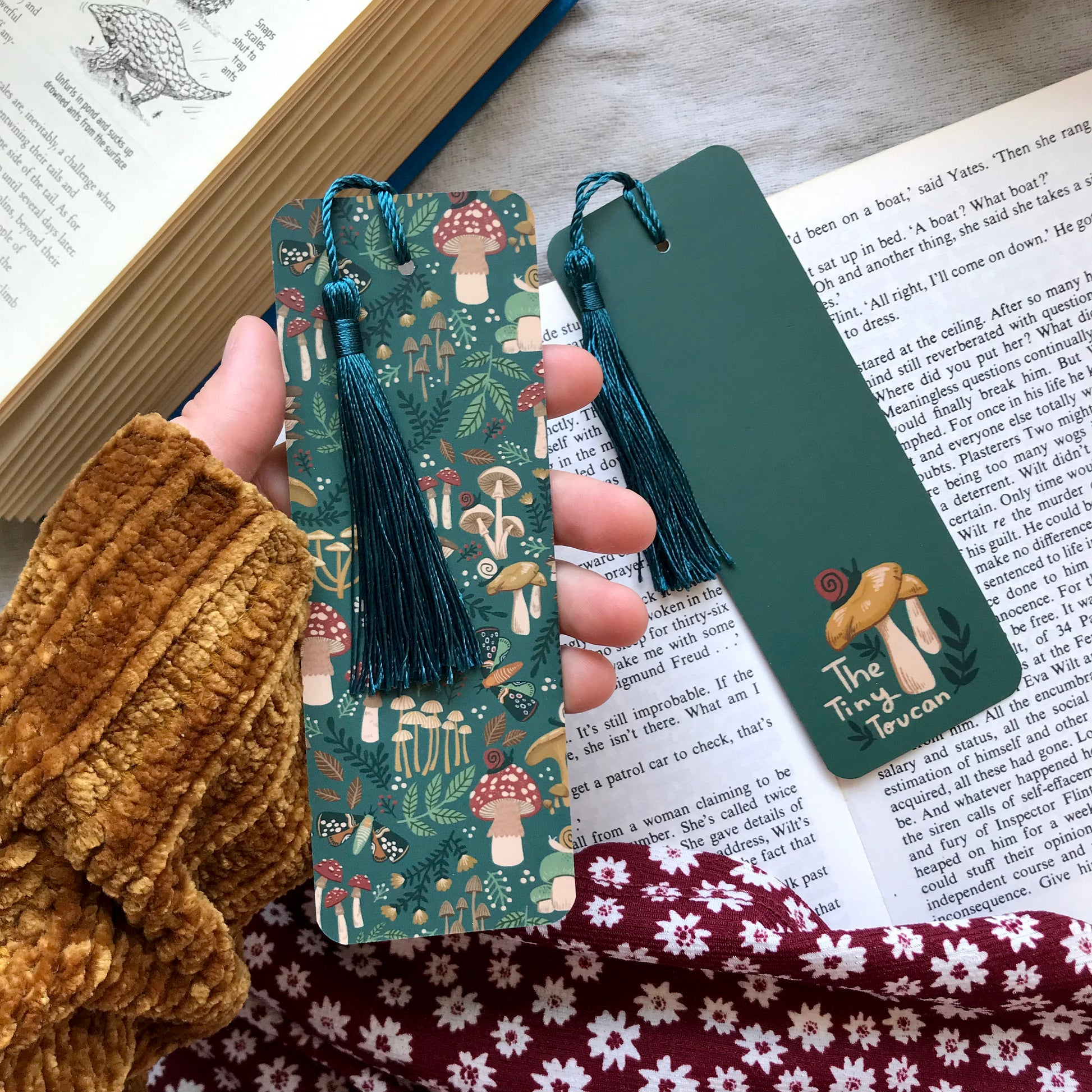 Mushies bookmark. Mushroom illustration- Fungi- With or without tassel- Kawaii bookmark- Book worm gift- Book lover-  Pretty Stationery