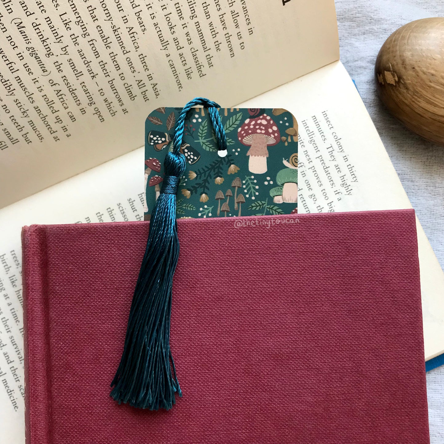 Mushies bookmark. Mushroom illustration- Fungi- With or without tassel- Kawaii bookmark- Book worm gift- Book lover- Pretty Stationery
