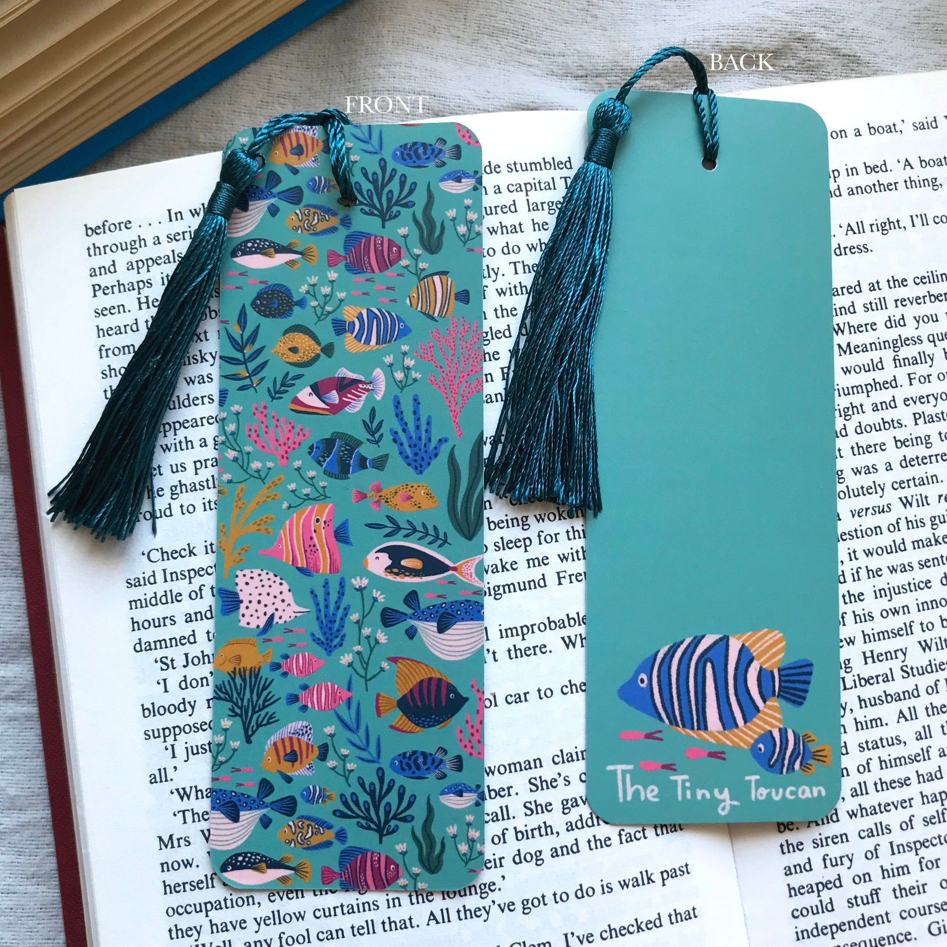 Fishies bookmark. With or without tassel- Under the sea- Cute bookmark- Kawaii bookmark-Book worm gift- Book lover-  Pretty Stationery