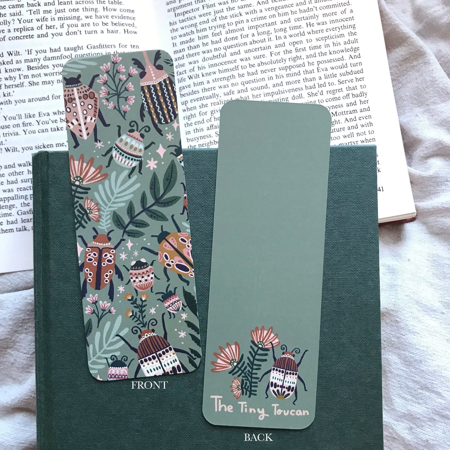 Beetles bookmark. Folk Art bugs illustration- With or without tassel- Kawaii bookmark- Book worm gift- Book lover- Pretty Stationery