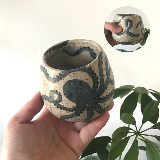 Green Octopus Dimple Mug