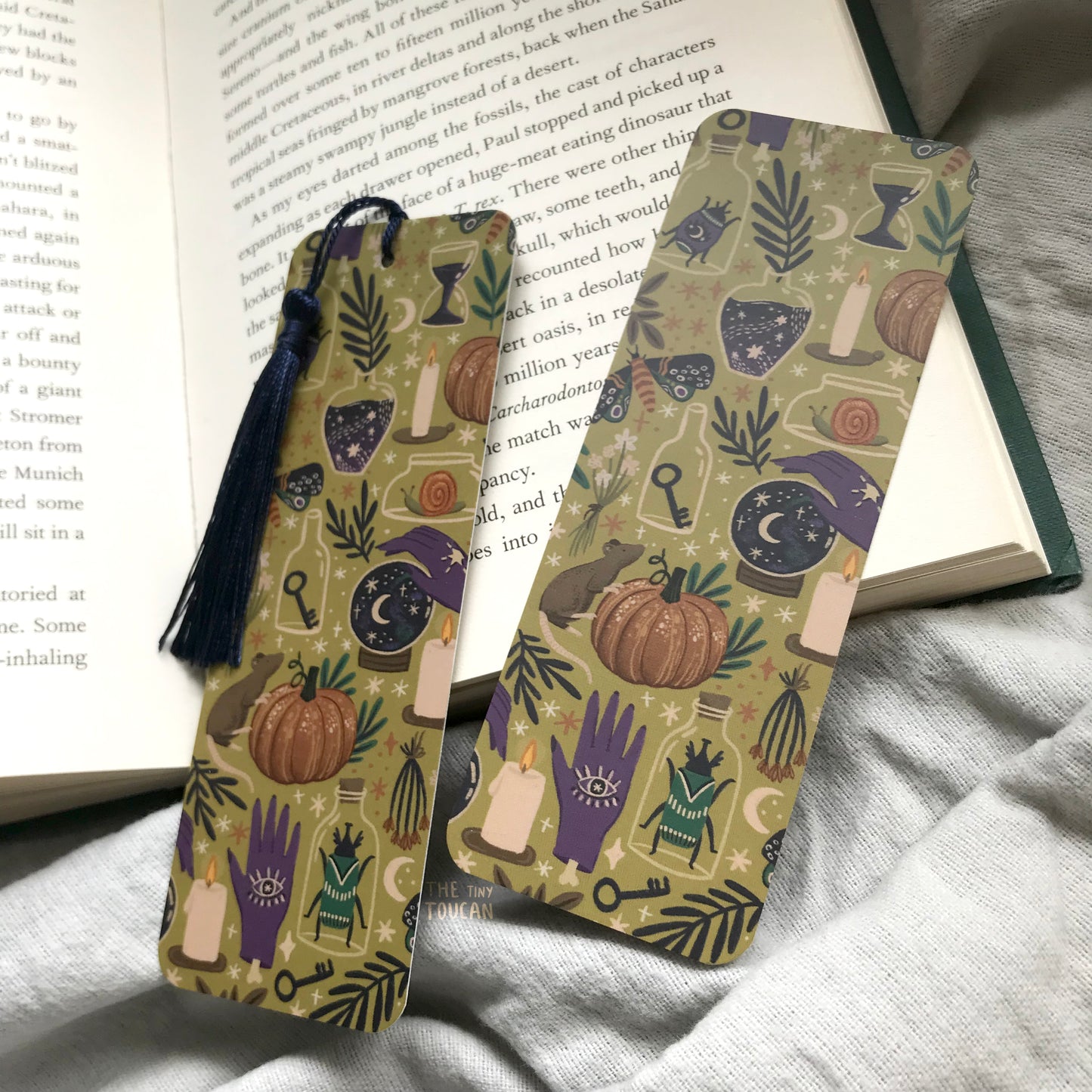 Crystal Ball Bookmark in Swamp Green