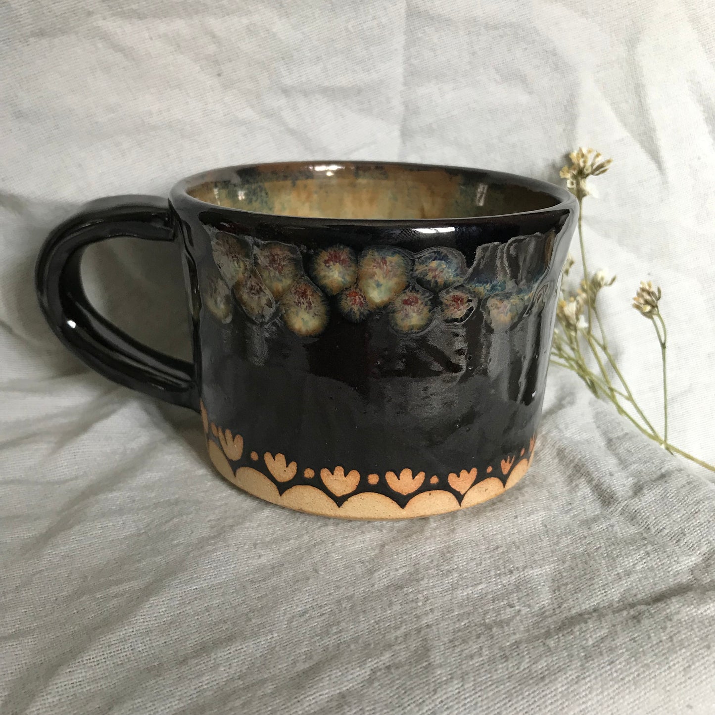 Scallop Mug in Swamp Dusk Buff