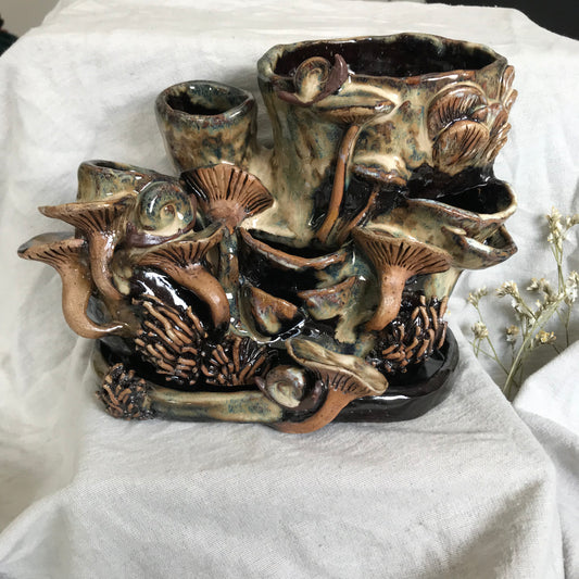 Mushie Planter in Swamp Dusk