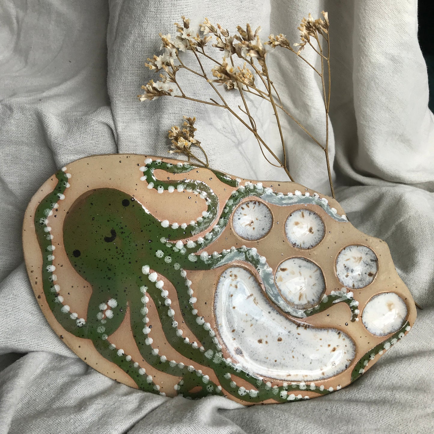 Octopus Paint Palette in Green